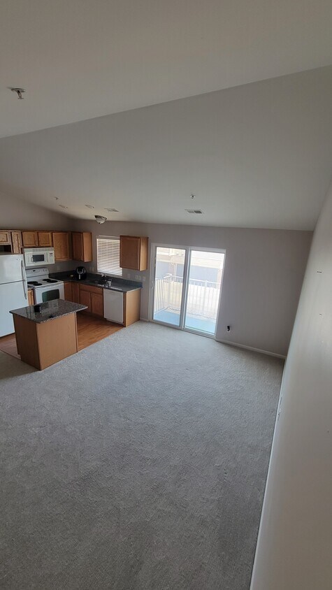 Primary Photo - 2340 Arcadia Dr