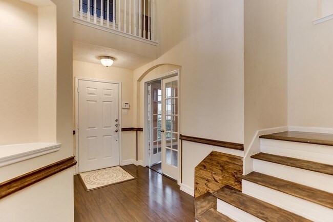 Building Photo - 3207 Quail Run Dr