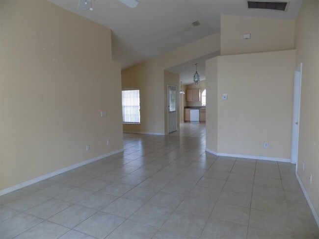 Building Photo - 8022 Spring Creek Dr