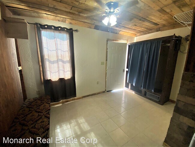 Building Photo - 1 br, 1 bath House - 1110 N. Tornillo