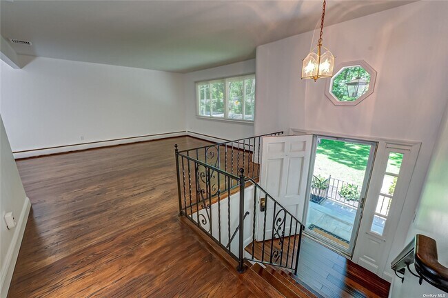 Foto del edificio - 26 Valleywood Rd