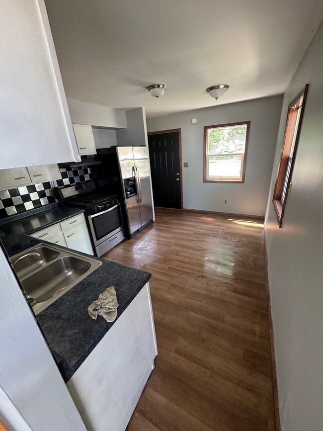 Building Photo - 2810 Witchwood Dr