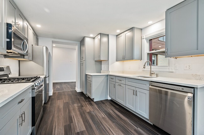 Foto del edificio - 318 Laurel St