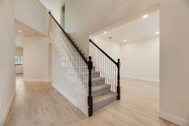 Foto del edificio - 5525 Buckskin Dr