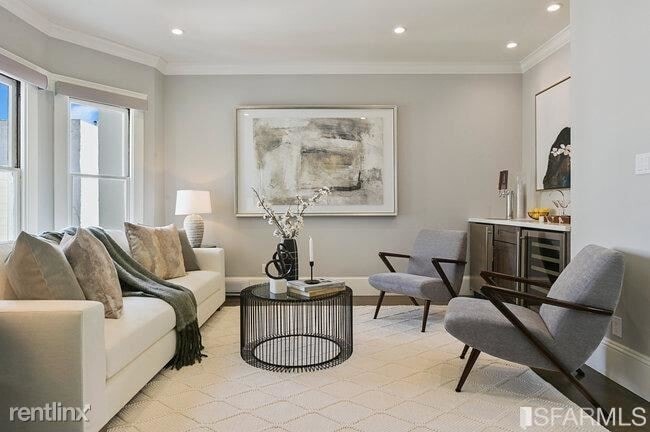 Building Photo - 2 br, 1 bath Condo - 2036 Greenwich St