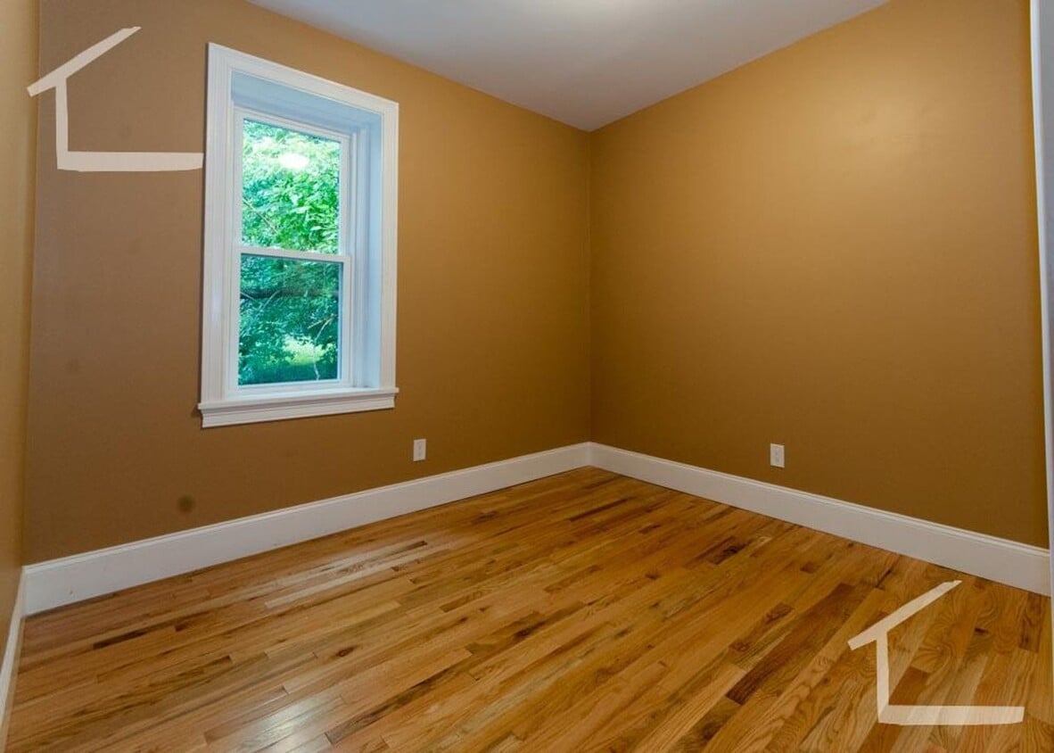 Primary Photo - 5 Bedroom