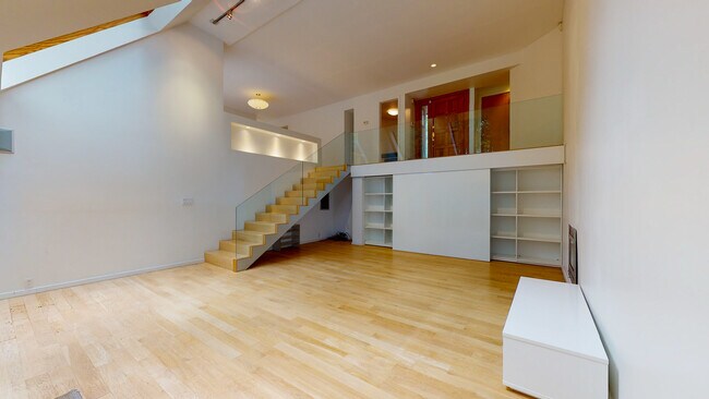 Building Photo - 76 Millertown Rd