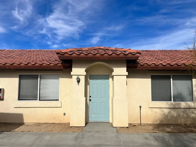 Building Photo - 6659 Ocotillo Ave
