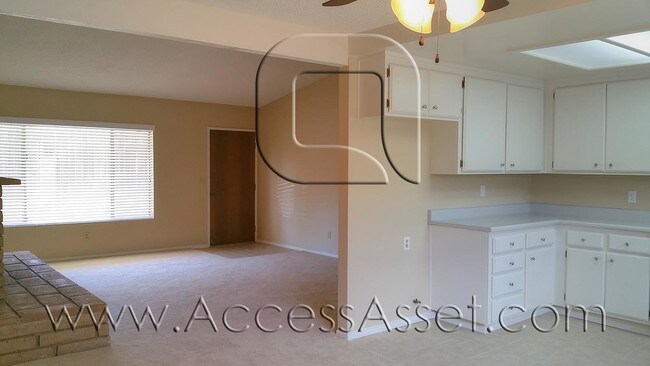 Foto del edificio - 33189 Fairview St