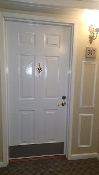 Building Photo - 470 Fawell Blvd