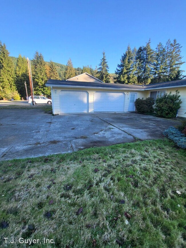 Building Photo - 3 br, 2 bath House - 133 Baker Dr
