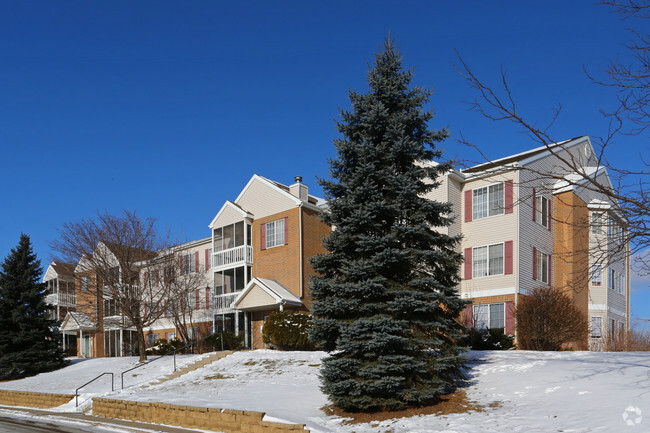 Building Photo - Valley Crossing