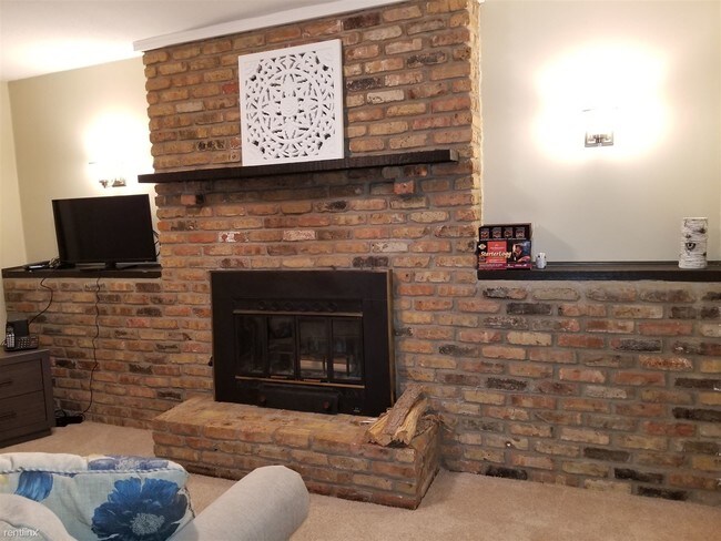 Foto del edificio - 3 br, 3 bath Townhome - 9611 Ensign Circle