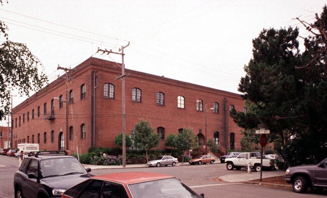 Foto del edificio - Potrero Square Lofts