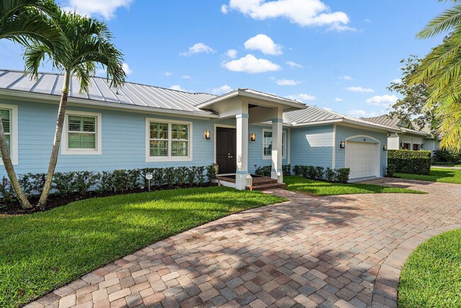 Building Photo - 955 Pompano Dr