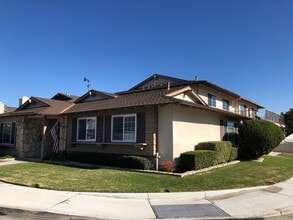 Building Photo - 18342 Patterson Ln