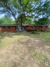 Building Photo - 4207 Timbercrest Ln