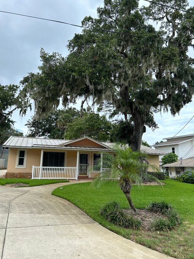 103 Louise Ave, New Smyrna Beach, FL 32168 House for Rent in New