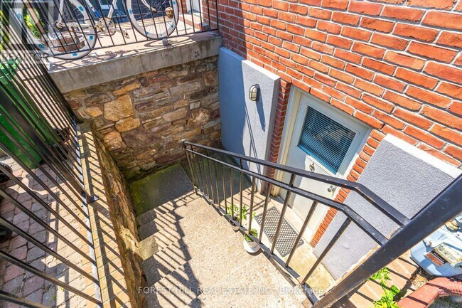 Building Photo - 338 Euclid Ave