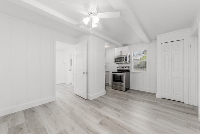 Foto del edificio - 2511 NE Pine Ave