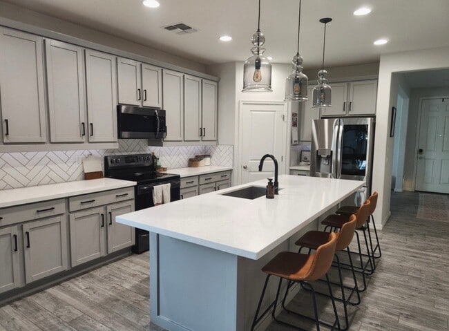 Foto del edificio - 5024 N 84th Dr