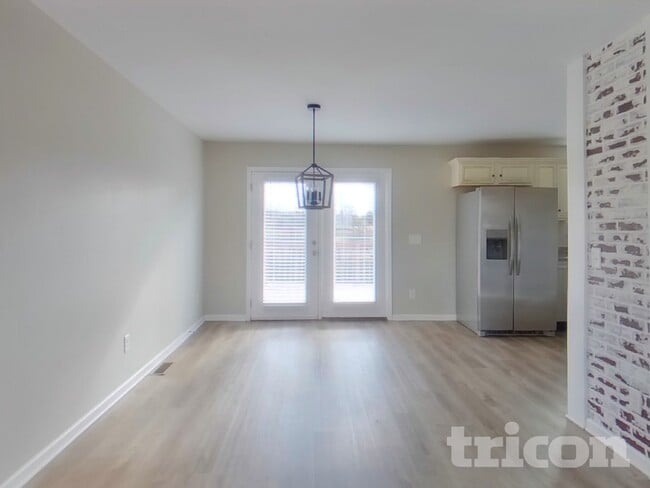 Foto del edificio - 1921 Sheffield Ln