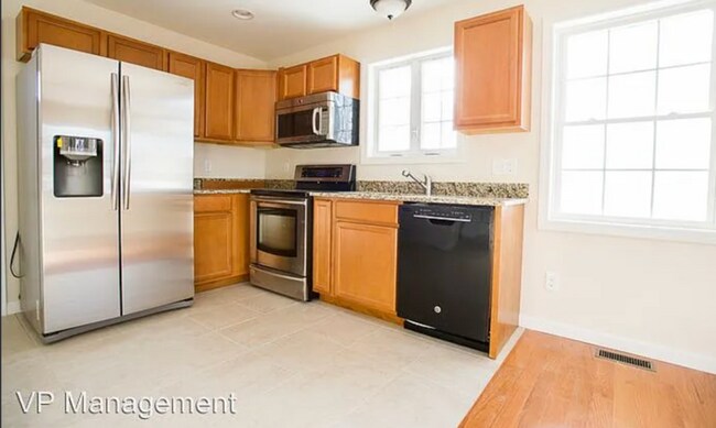 Foto del edificio - 463 Springfield St