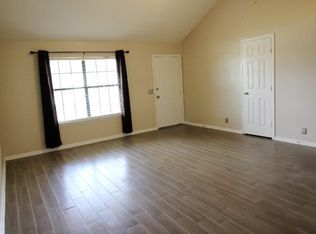 Building Photo - 1403 Desert Storm Dr