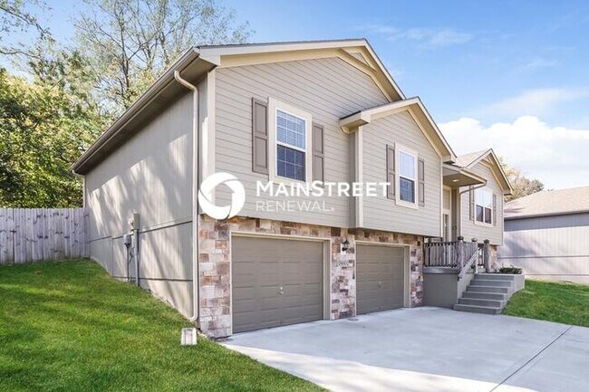 Building Photo - 4 Bedroom Pet-Friendly Home in Independenc...