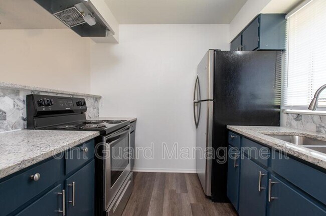 Foto del edificio - 5566 S Gold St