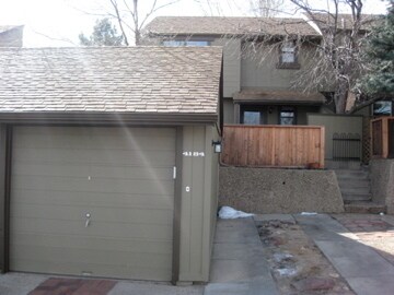Foto principal - Cozy 3 Bed/2.5 Bath South Boulder Home - A...