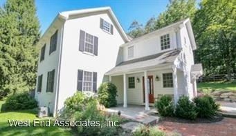 Primary Photo - 4 br, 3 bath House - 1858 Spring Valley Rd