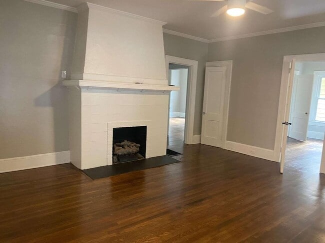 Building Photo - 845 Charles Allen Dr NE