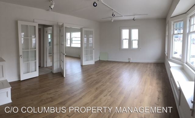 Building Photo - 544-544 Lighthouse Ave