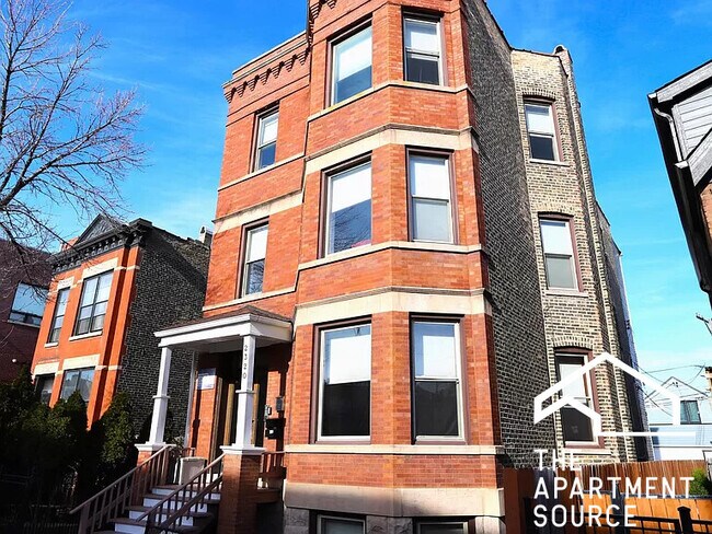 Foto del edificio - 2320 W Armitage Ave