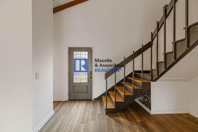 Building Photo - 3 Bed/2.5 Bath Townhouse in Timbers of Crossgates in Brandon