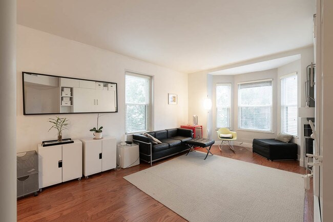 Foto del edificio - 1669 Columbia Rd NW
