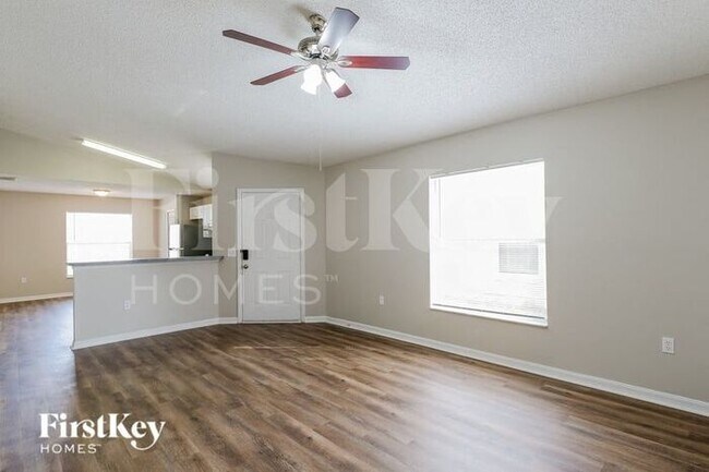 Foto del edificio - 6512 Viewpoint Ct