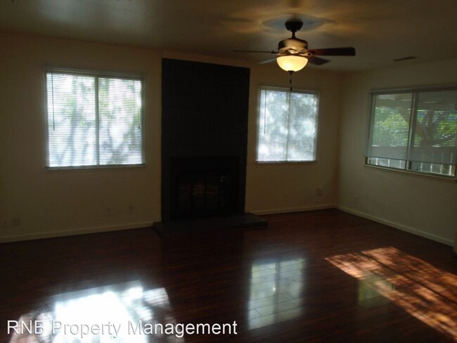 Building Photo - 2 br, 1 bath House - 3519 Koa Way
