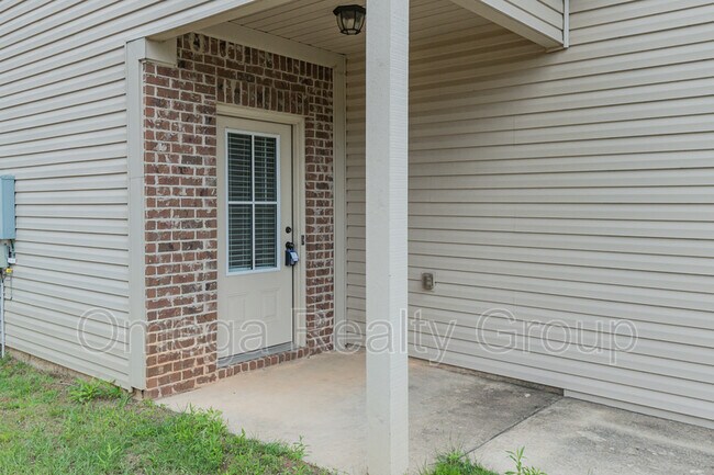 Building Photo - 4560 Barretts Trace Blvd