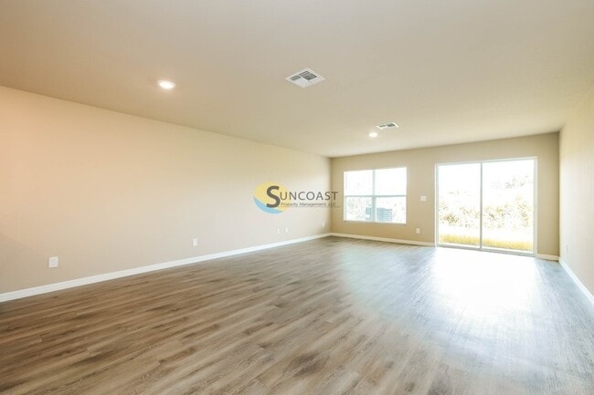 Building Photo - 12717 Buffing Rd