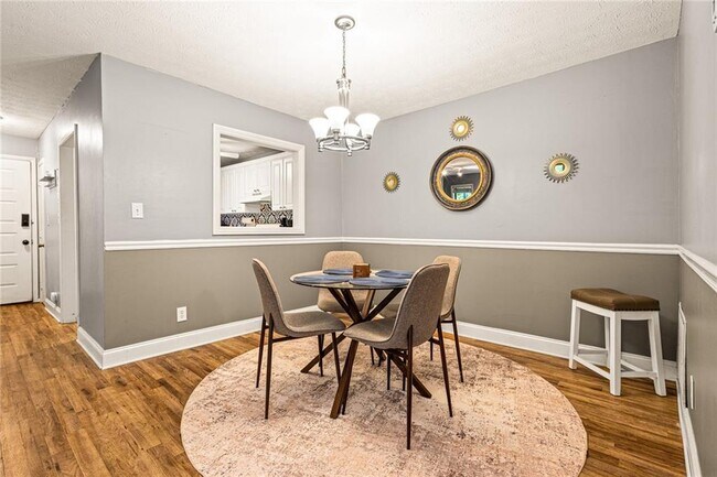 Foto del edificio - 2610 Cumberland Ct SE