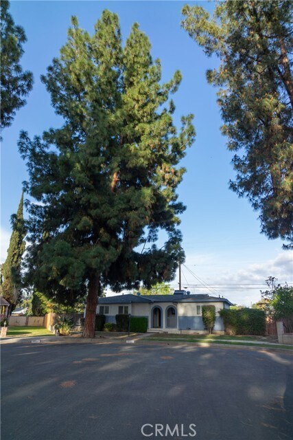 Primary Photo - 20121 Comanche Ave