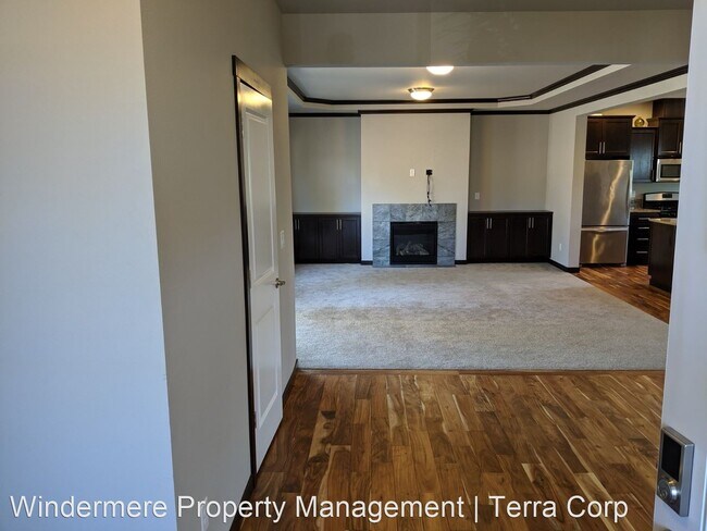 Foto del edificio - 3 br, 2.5 bath House - 5113 Sunset Avenue