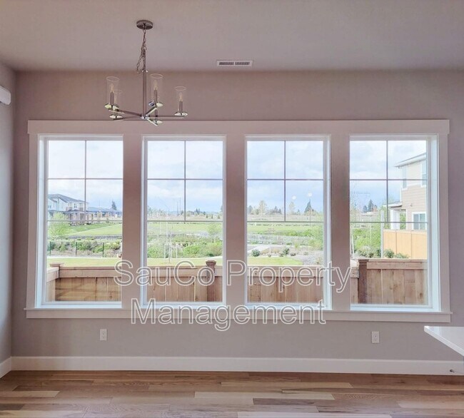 Foto del edificio - 3887 SE Muddy Ln