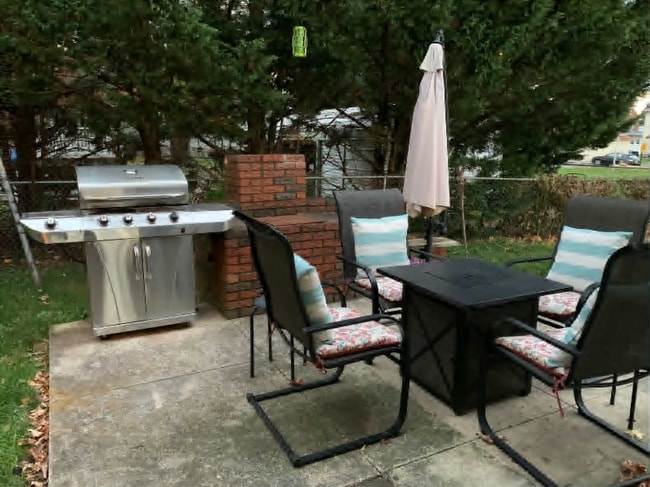Foto del edificio - Well maintained 3bed/1.5 bath single famil...