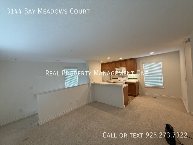 Foto del edificio - 3144 Bay Meadows Ct
