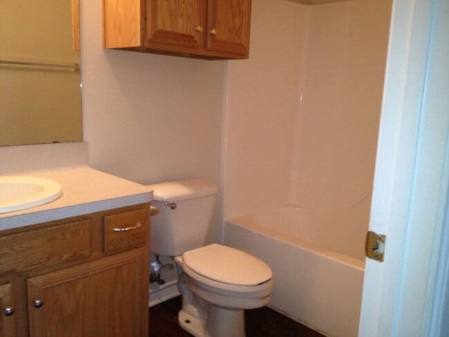 Building Photo - PET FRIENDLY! PRICED RIGHT! SUBLEASE AVAIL...