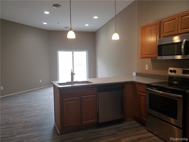 Building Photo - 32821 Grand River Ave