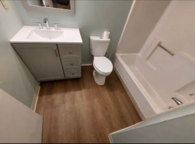 Building Photo - 80 Stanton St